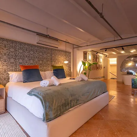 Daire Ohliving Maestranza House